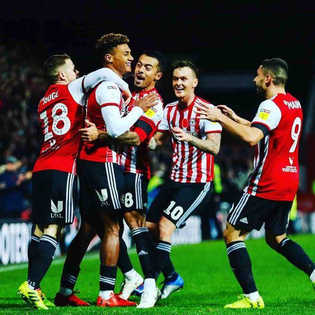  沃特金斯读秒绝杀，维拉主场击退布伦特福德  